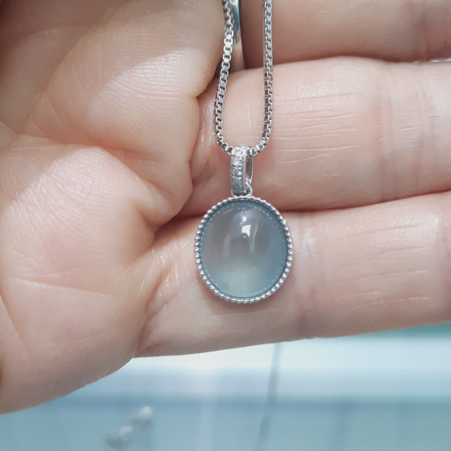 翡翠 Amazon.co.jp: 糸魚川翡翠 勾玉 置物 小滝産 80mm (theory xyz